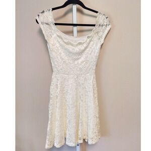 Epiphany White Floral Lace Cap Sleeve Skater Mini Dress S Graduation Coquette